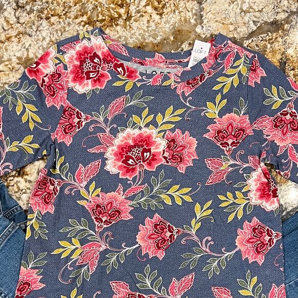 NWT LOFT Blue Floral Elbow Sleeve Cotton Crewneck Tee - SIZE XS - Picture 3 of 8